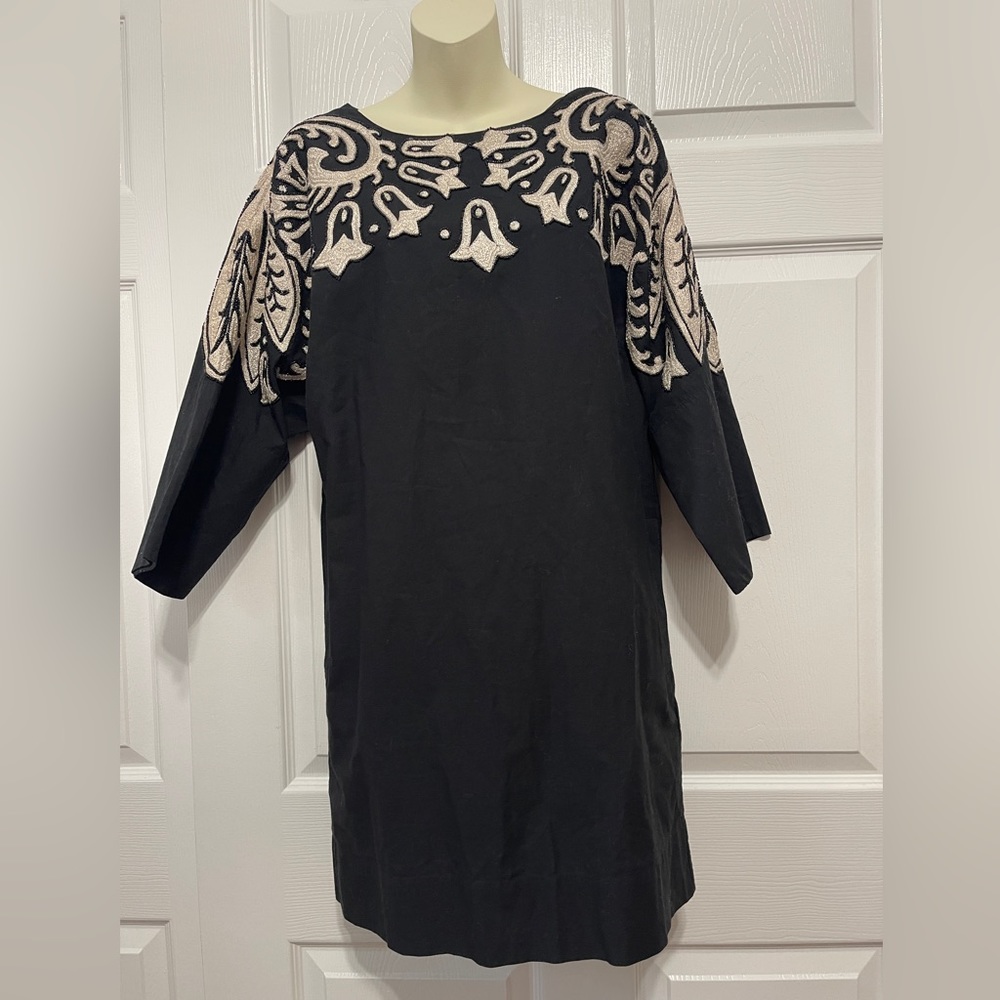 French Connection Black Dress White
Beads Size 4